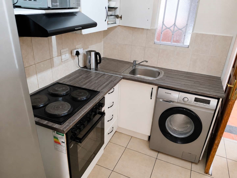 To Let 2 Bedroom Property for Rent in Northcliff Gauteng