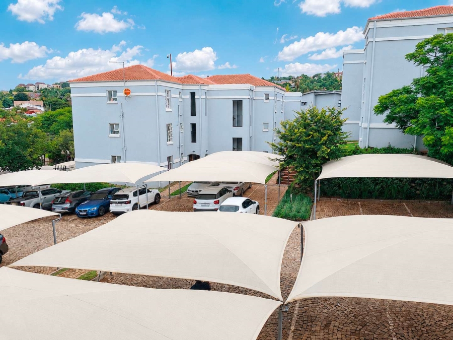 To Let 2 Bedroom Property for Rent in Northcliff Gauteng