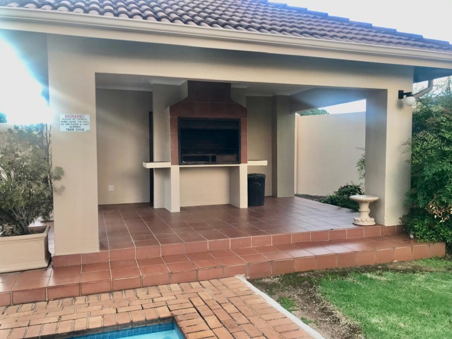 To Let 3 Bedroom Property for Rent in Bramley Gauteng