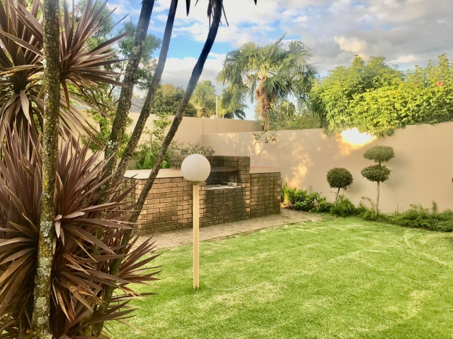 To Let 3 Bedroom Property for Rent in Bramley Gauteng