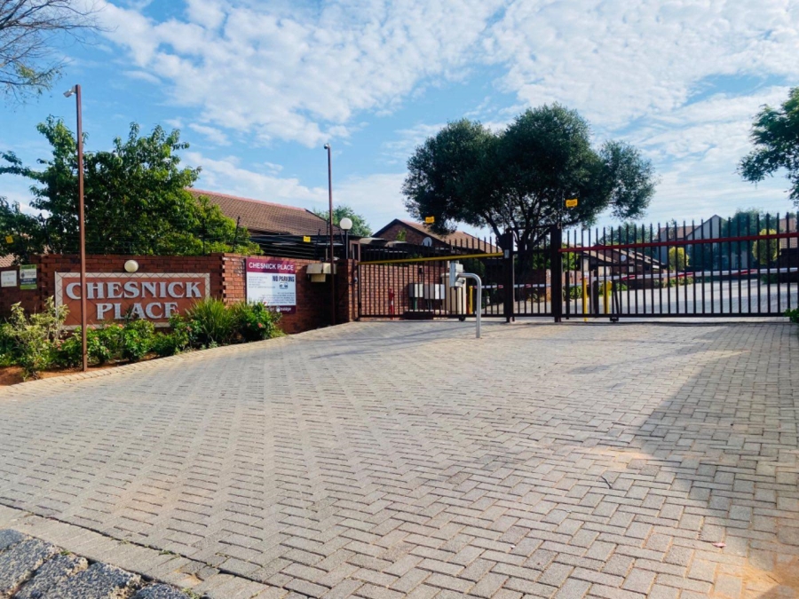 To Let 2 Bedroom Property for Rent in Noordwyk Gauteng