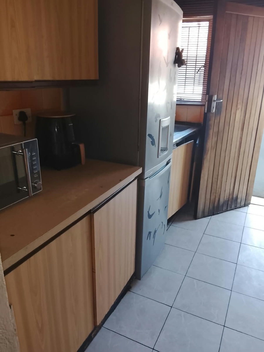 3 Bedroom Property for Sale in Molapo Gauteng