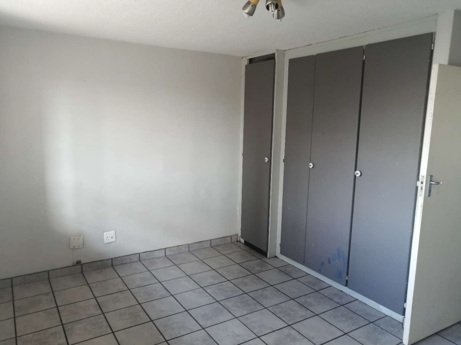 1 Bedroom Property for Sale in Hatfield Gauteng