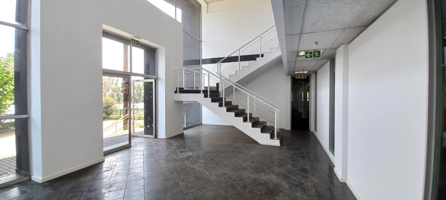 To Let Commercial Property for Rent in Longmeadow Gauteng