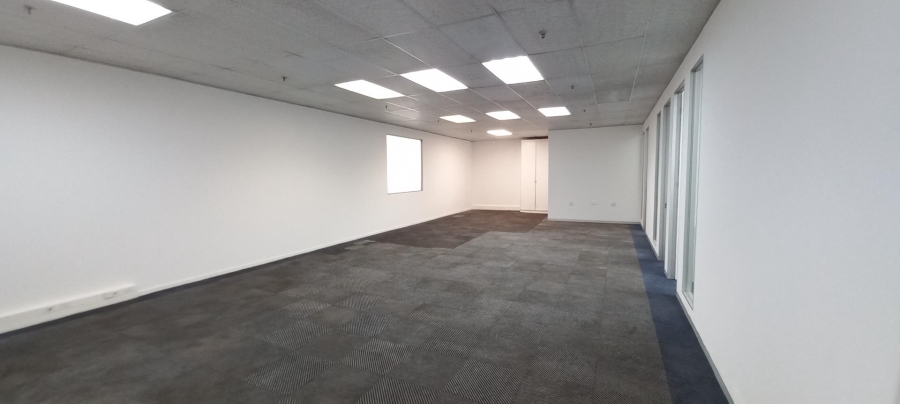 To Let Commercial Property for Rent in Longmeadow Gauteng
