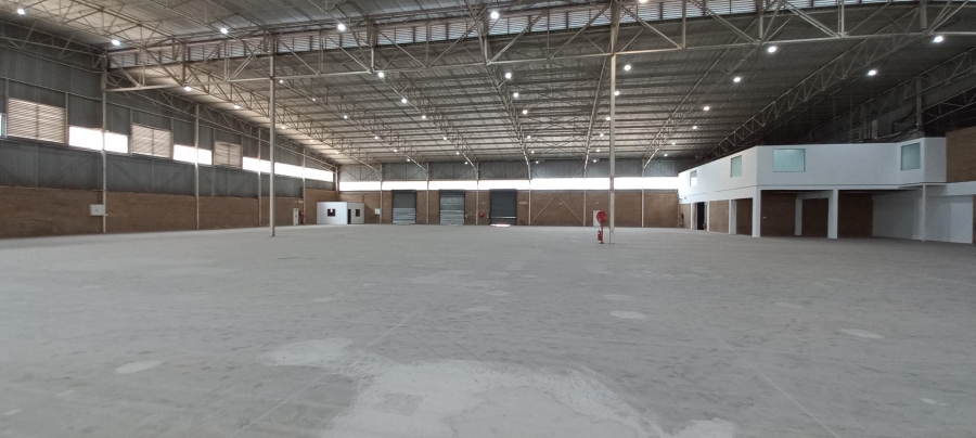 To Let Commercial Property for Rent in Longmeadow Gauteng