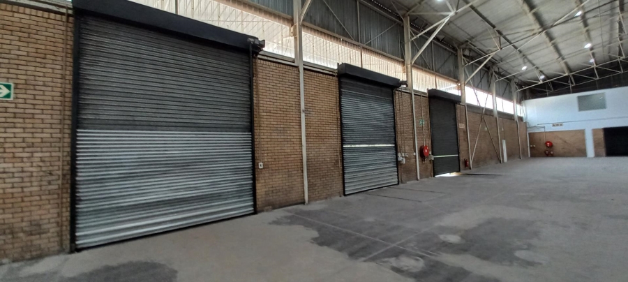 To Let Commercial Property for Rent in Longmeadow Gauteng
