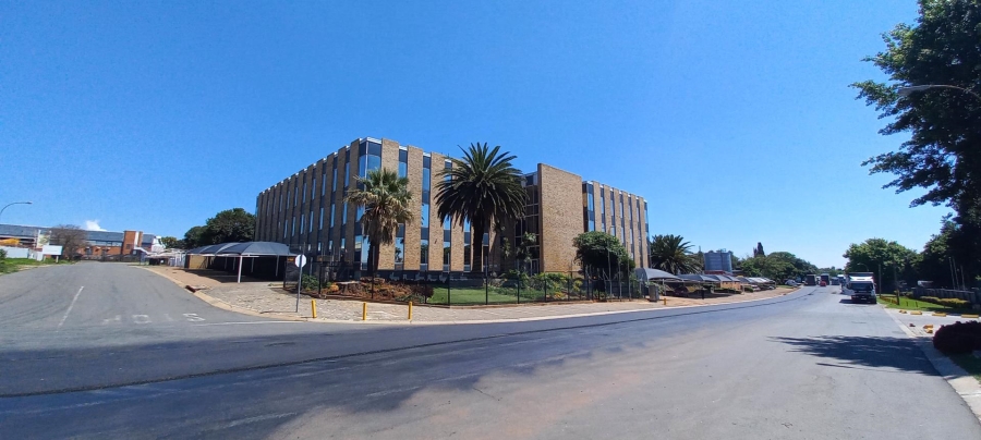 To Let Commercial Property for Rent in Isando Gauteng