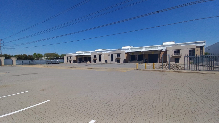 To Let Commercial Property for Rent in Gosforth Park Gauteng