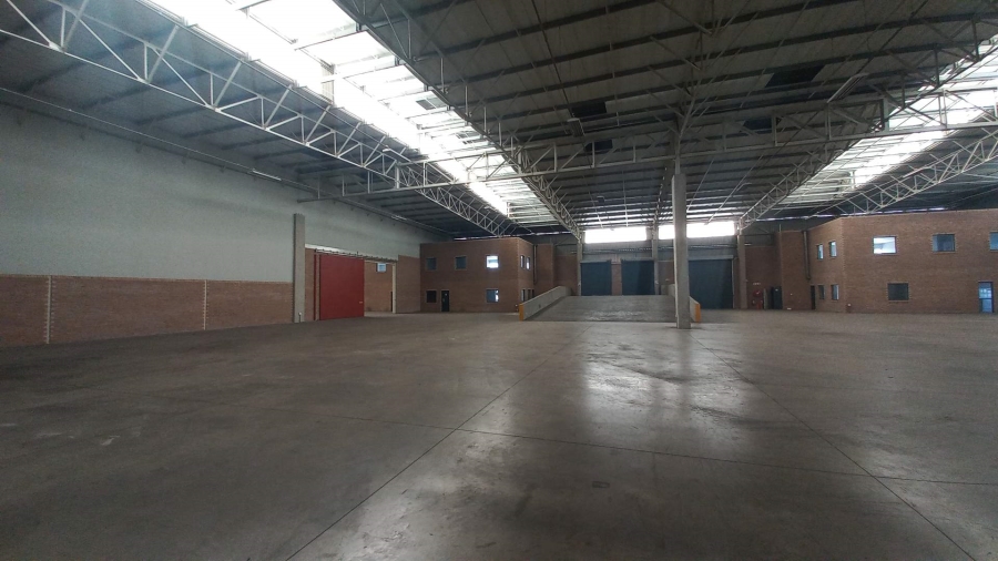 To Let Commercial Property for Rent in Gosforth Park Gauteng