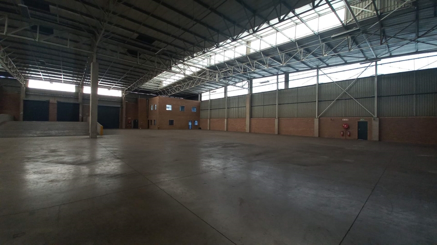 To Let Commercial Property for Rent in Gosforth Park Gauteng