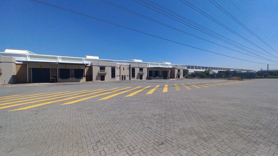 To Let Commercial Property for Rent in Gosforth Park Gauteng