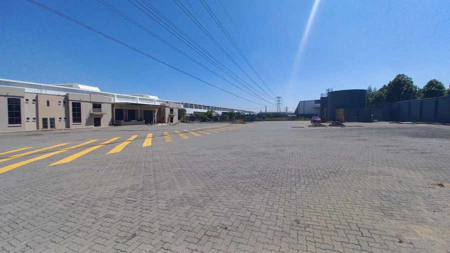 To Let Commercial Property for Rent in Gosforth Park Gauteng