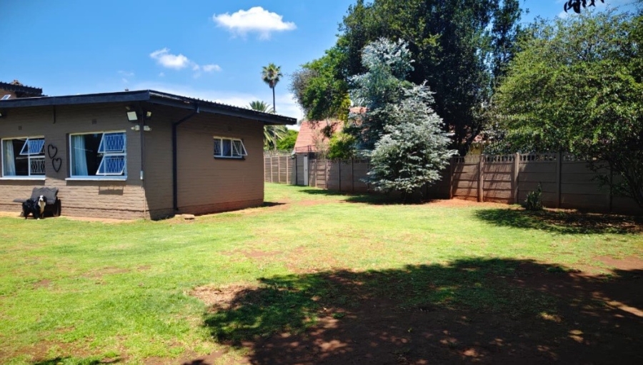 3 Bedroom Property for Sale in Birchleigh Gauteng