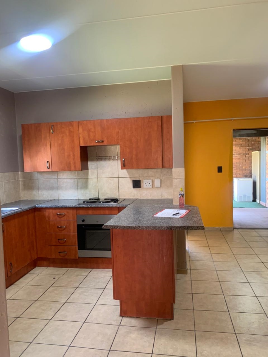 2 Bedroom Property for Sale in Pomona Gauteng