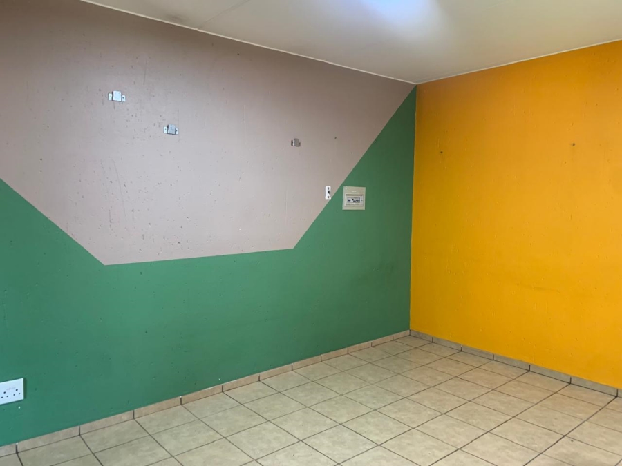 2 Bedroom Property for Sale in Pomona Gauteng