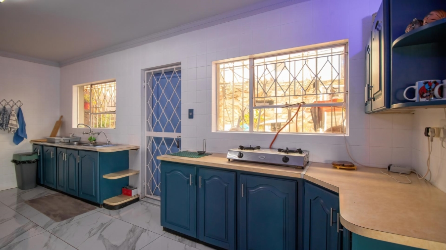 3 Bedroom Property for Sale in Glenvista Gauteng