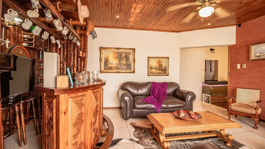 3 Bedroom Property for Sale in Glenvista Gauteng