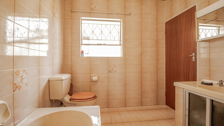 3 Bedroom Property for Sale in Glenvista Gauteng