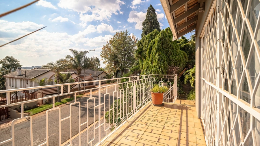 3 Bedroom Property for Sale in Glenvista Gauteng