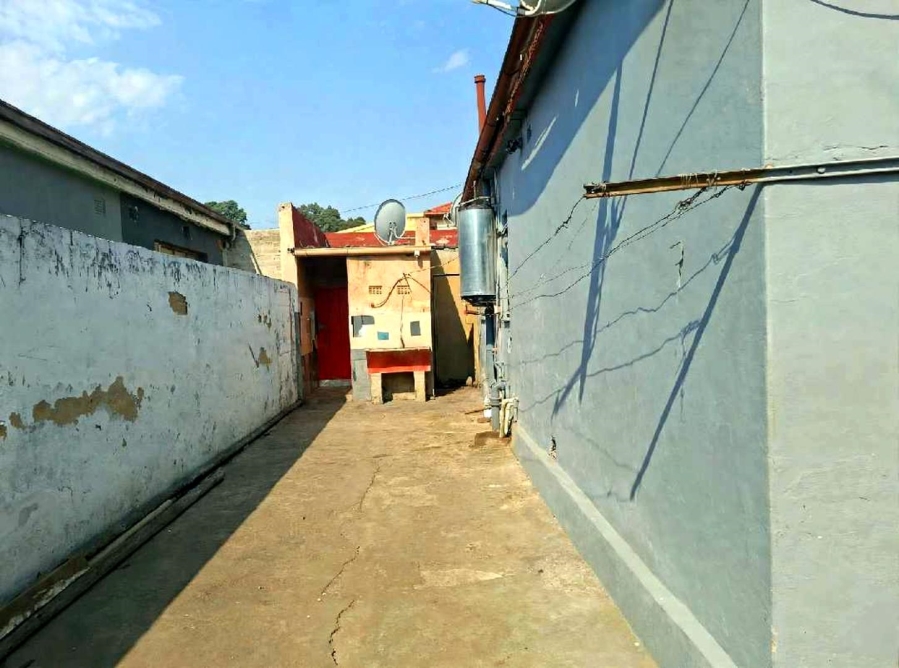 5 Bedroom Property for Sale in Turffontein Gauteng
