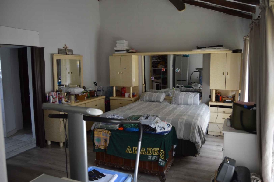 3 Bedroom Property for Sale in Brackendowns Gauteng