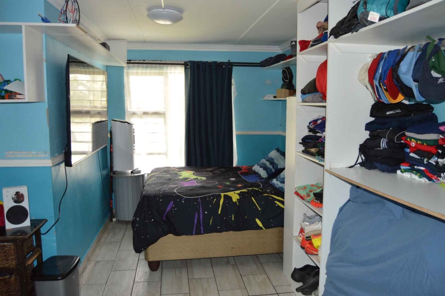 3 Bedroom Property for Sale in Brackendowns Gauteng