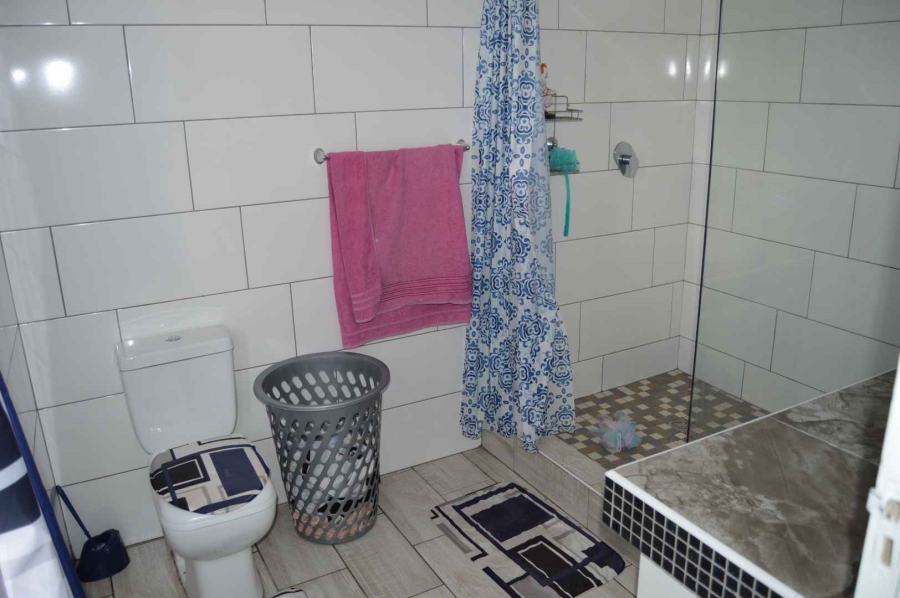 3 Bedroom Property for Sale in Brackendowns Gauteng