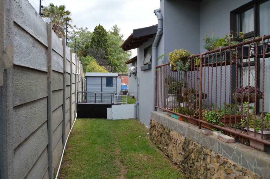 3 Bedroom Property for Sale in Brackendowns Gauteng