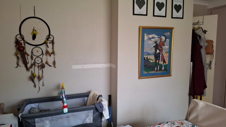 2 Bedroom Property for Sale in Albertsdal Gauteng