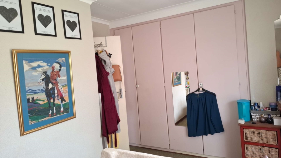 2 Bedroom Property for Sale in Albertsdal Gauteng
