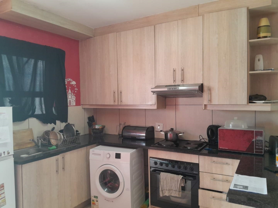 2 Bedroom Property for Sale in Mayberry Park Gauteng