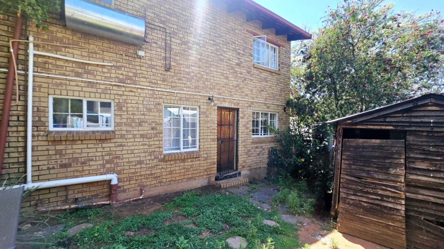 3 Bedroom Property for Sale in La Montagne Gauteng