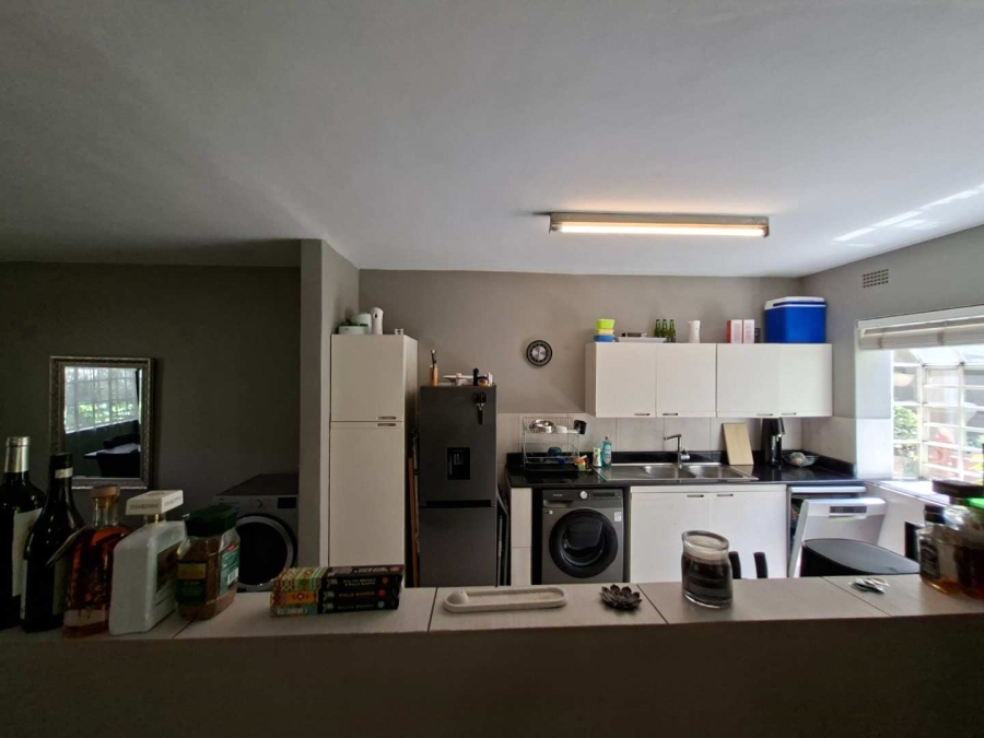 To Let 2 Bedroom Property for Rent in Bryanston Gauteng