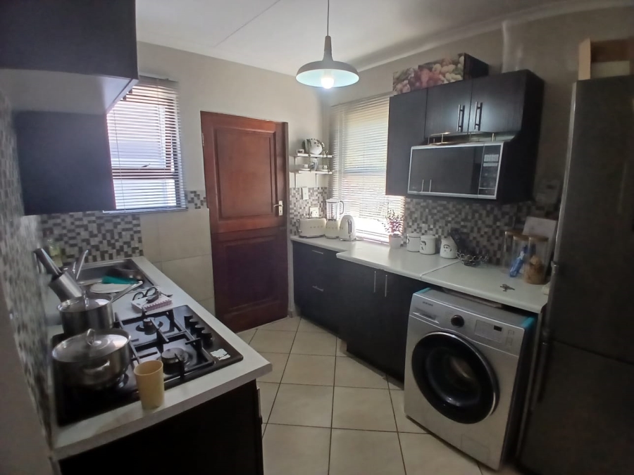 2 Bedroom Property for Sale in Sagewood Gauteng