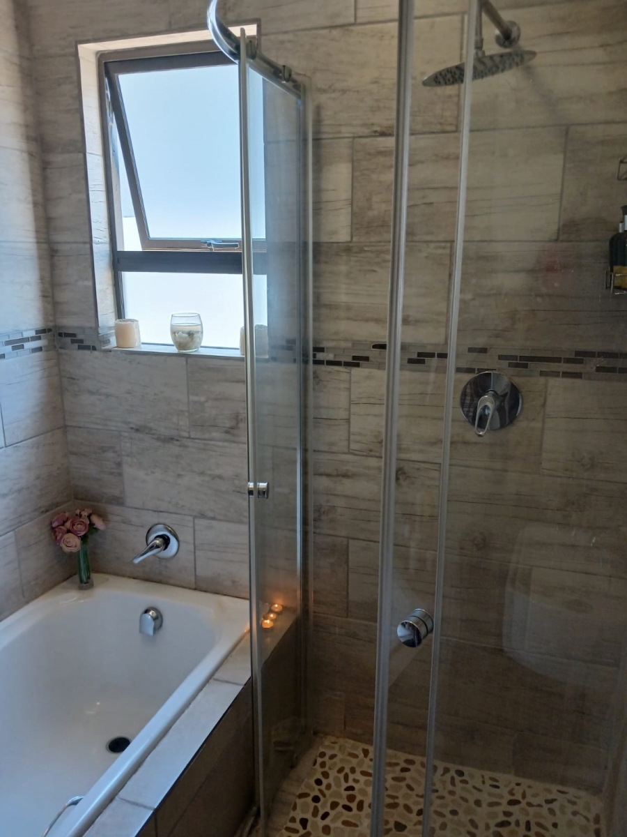 2 Bedroom Property for Sale in Sagewood Gauteng