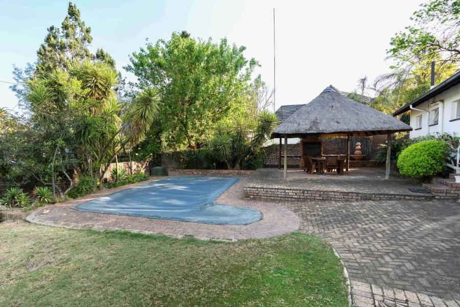 To Let 4 Bedroom Property for Rent in Olivedale Gauteng
