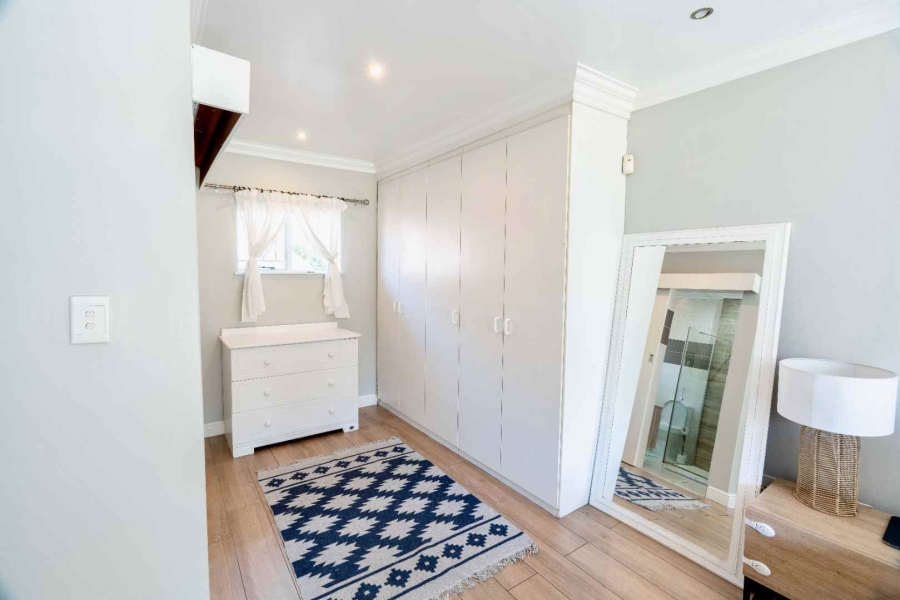To Let 4 Bedroom Property for Rent in Olivedale Gauteng