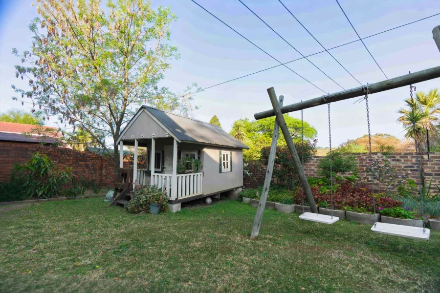 To Let 4 Bedroom Property for Rent in Olivedale Gauteng