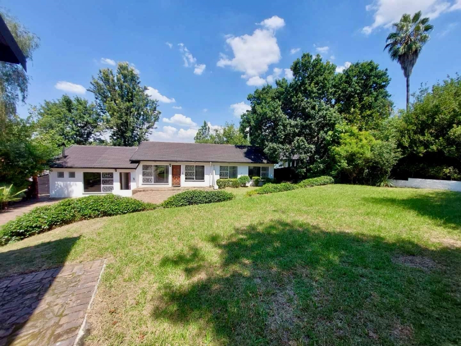 To Let 4 Bedroom Property for Rent in Olivedale Gauteng
