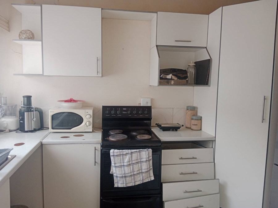 2 Bedroom Property for Sale in Lyndhurst Gauteng