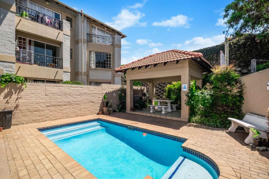 2 Bedroom Property for Sale in Broadacres Gauteng