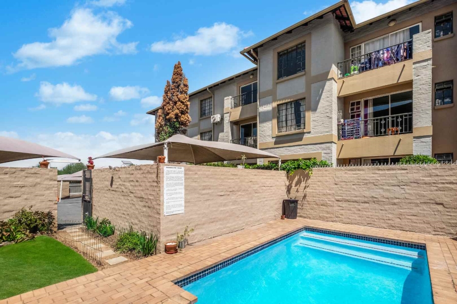2 Bedroom Property for Sale in Broadacres Gauteng