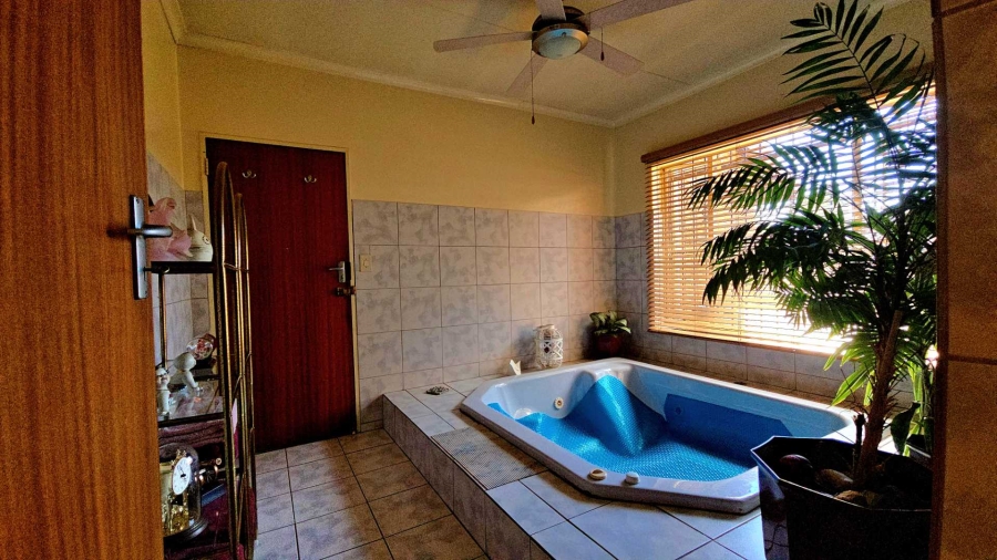 3 Bedroom Property for Sale in Annlin Gauteng
