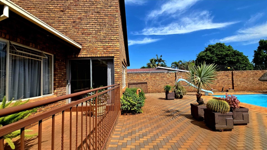 3 Bedroom Property for Sale in Annlin Gauteng