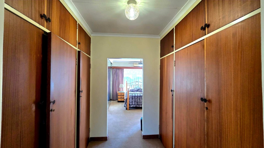 3 Bedroom Property for Sale in Annlin Gauteng