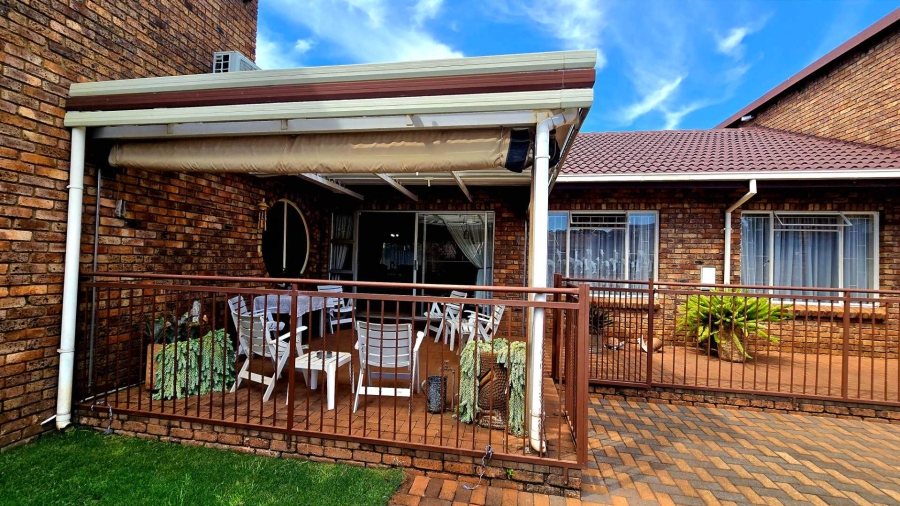 3 Bedroom Property for Sale in Annlin Gauteng