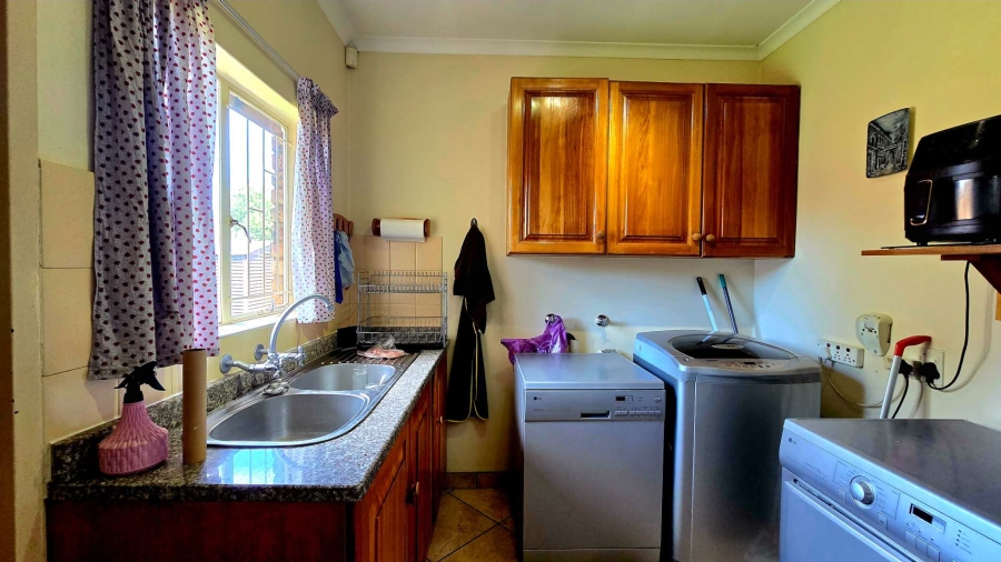 3 Bedroom Property for Sale in Annlin Gauteng