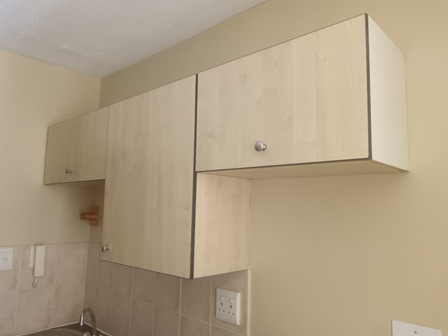 1 Bedroom Property for Sale in Hatfield Gauteng
