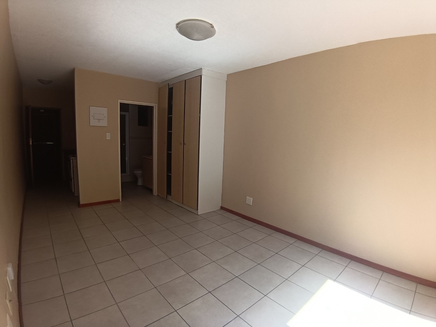 1 Bedroom Property for Sale in Hatfield Gauteng